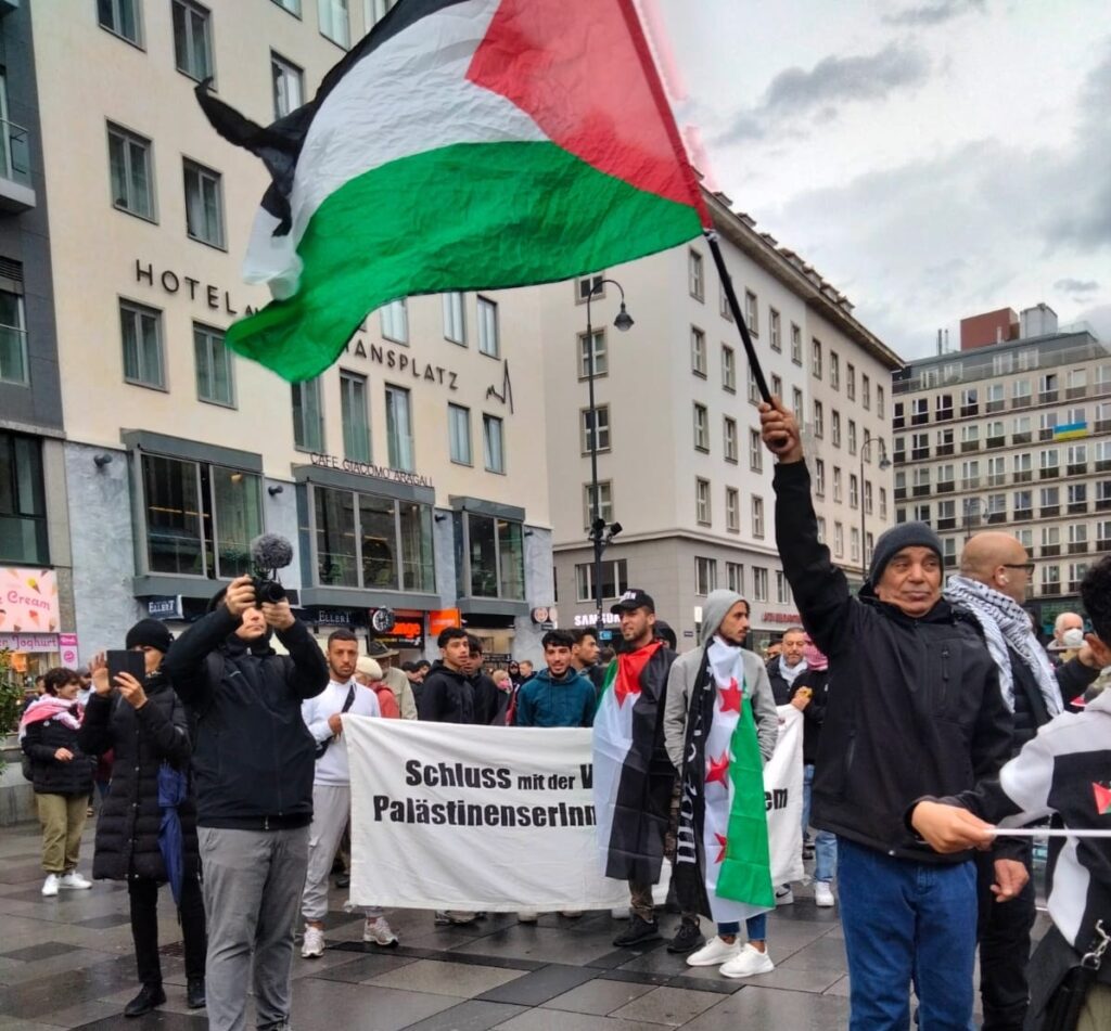 وقفة تضامنية مع الأقصى والقدس في النمسا