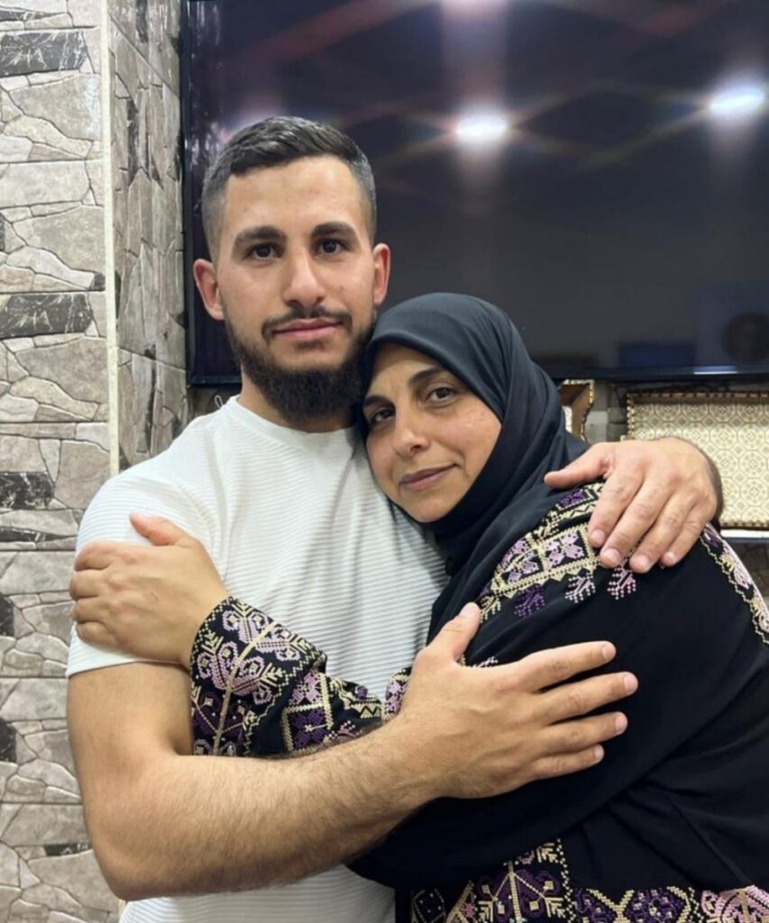 الاحتلال يعيد اعتقال الأسير المقدسي حمزة العباسي