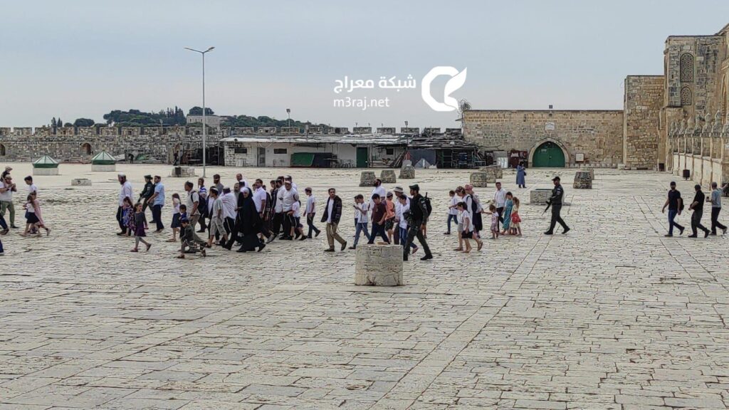 عدوان عيد العرش.. اقتحامات متواصلة للأقصى