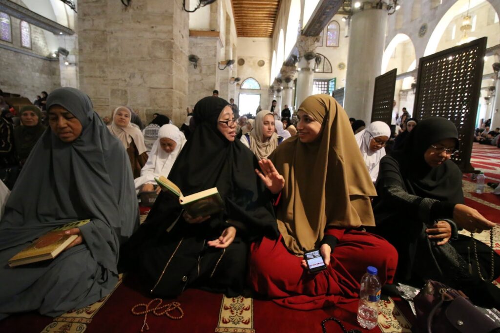 إحياء ذكرى المولد النبوي بالمسجد الأقصى