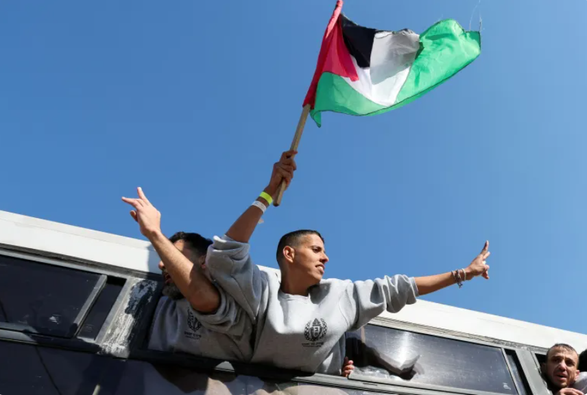 24 أسيرا مقدسيا يتنسمون الحرية بموجب صفقة التبادل