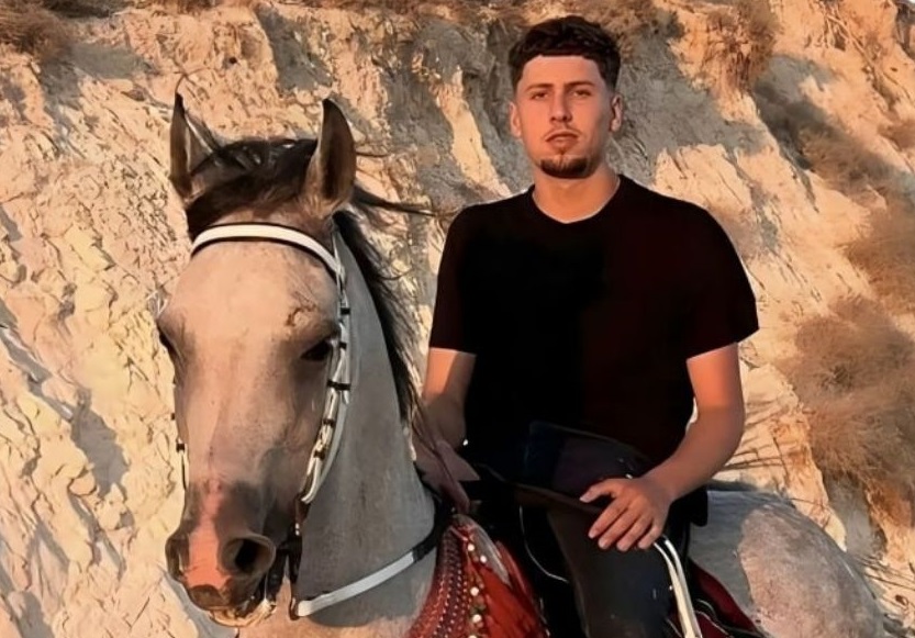 شهيد متأثرا بإصابته برصاص مستوطنين في قرية مخماس